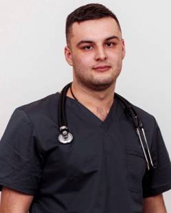 <span><strong>Асадулаев Марат Сергеевич</strong></span>