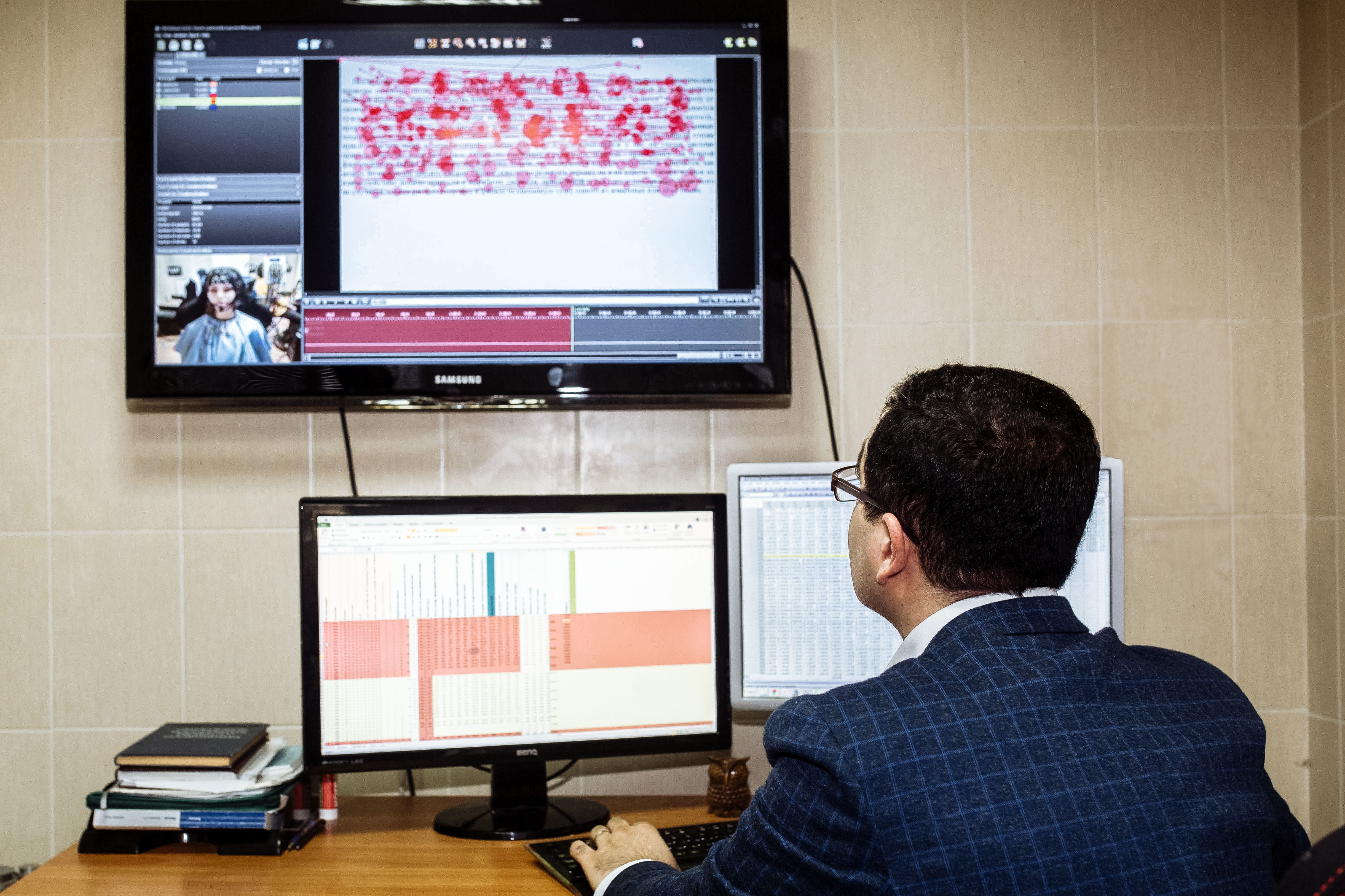 <strong><em>Деятельность научного коллектива лаборатории охватывает как фундаментальные научные проблемы, так и прикладные задачи оказания помощи детям с нарушениями речевого и когнитивного развития.</em></strong>