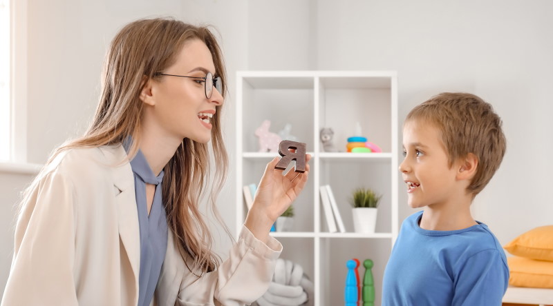 <span style="color: rgb(5, 150, 156);"><strong>Юриспруденция</strong></span>